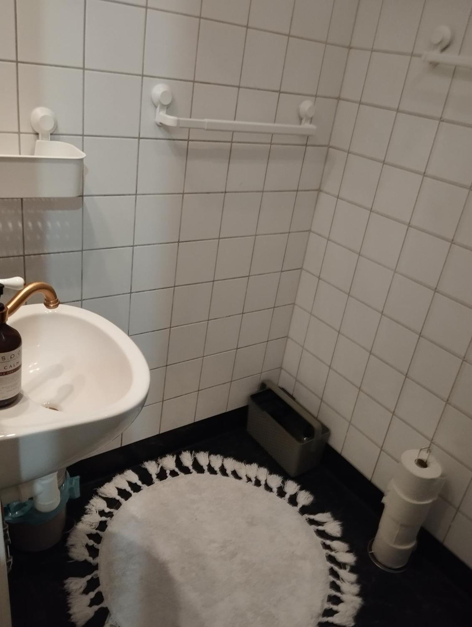 Centrala Stan- 2-Rums Gaestsvit, Perfekt Foer Kollegor Som Oenskar Separata Rum Umeå Buitenkant foto
